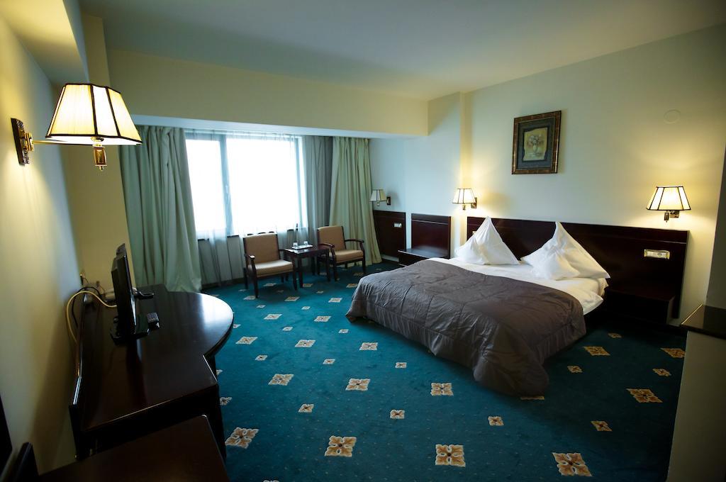 Hotel Delta 4 Tulcea Extérieur photo