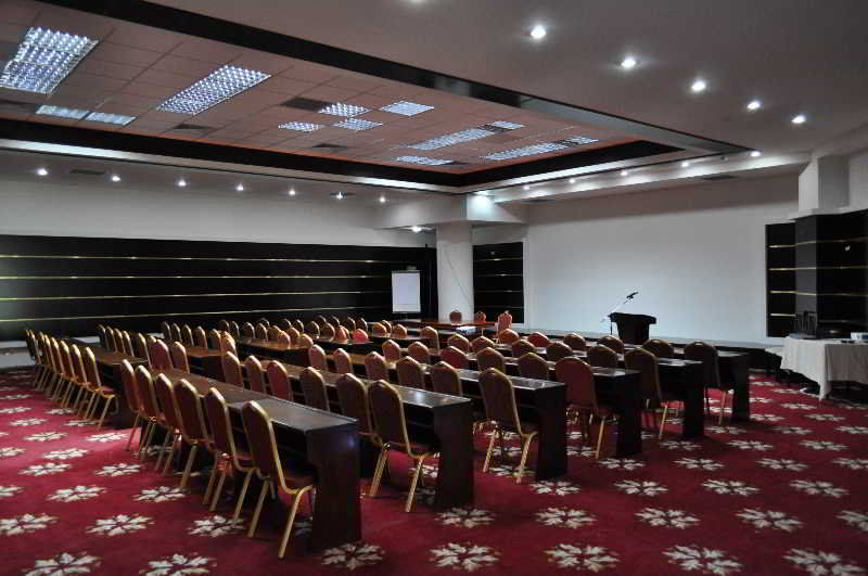 Hotel Delta 4 Tulcea Extérieur photo
